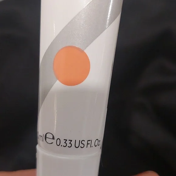 No7 Lip & Cheek Tint - Picture 4 of 4